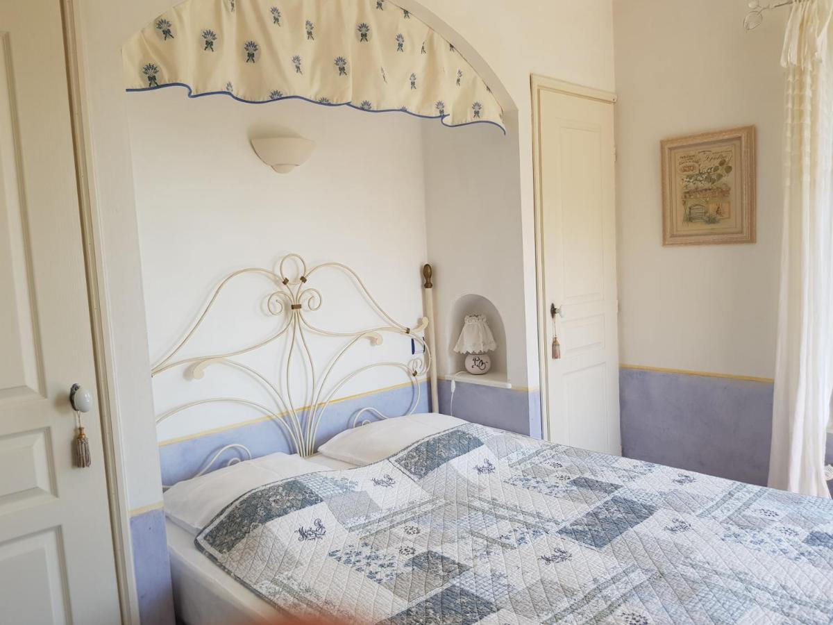 Bastide Des Oliviers Bed & Breakfast Moustiers-Sainte-Marie Eksteriør bilde
